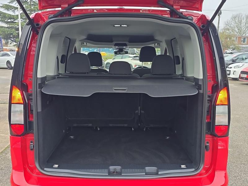 Used Ford Tourneo Connect 2025 for sale - 77336000: Photo 19