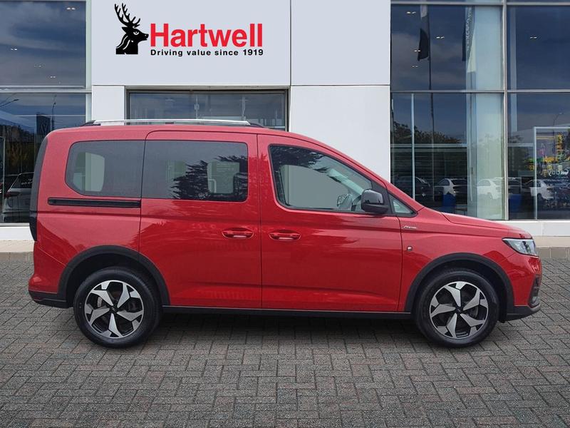 Used Ford Tourneo Connect 2025 for sale - 77336000: Photo 2