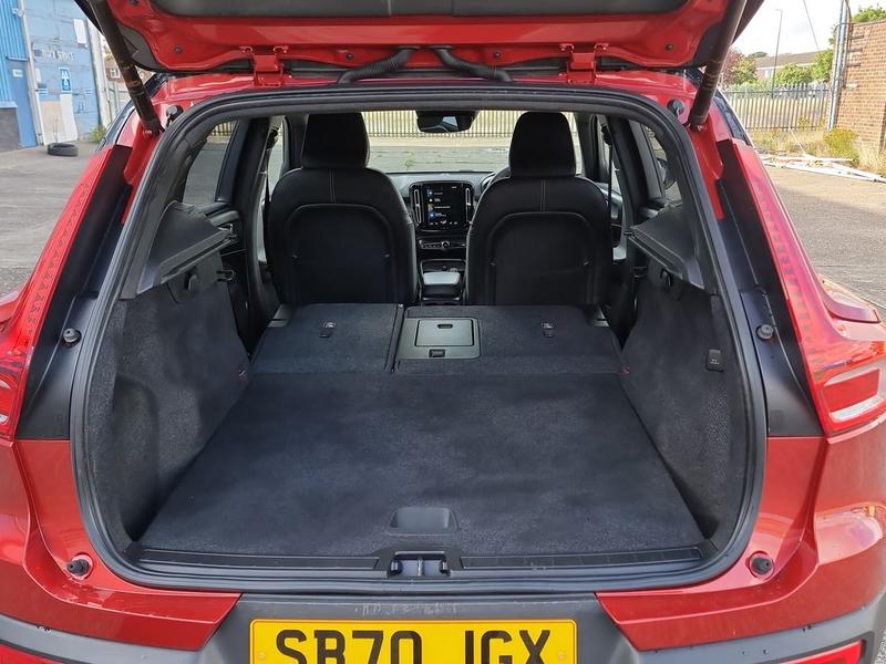 Used Volvo XC40 2020 for sale - 76690976: Photo 32