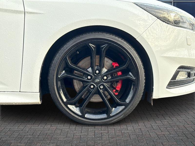 Used Ford Focus 2017 for sale - 77195422: Photo 10