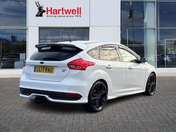 Used Ford Focus 2017 for sale - 77195422: Photo