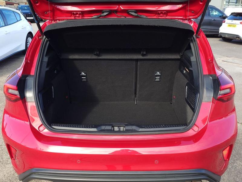 Used Ford Focus 2022 for sale - 76690985: Photo 19