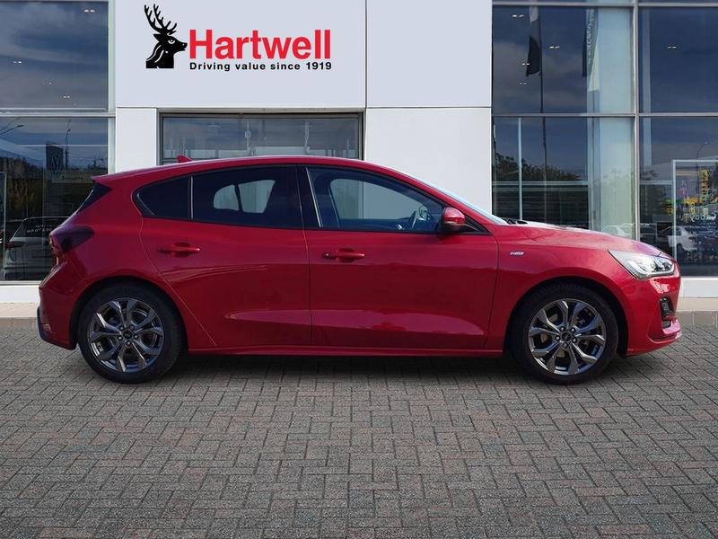 Used Ford Focus 2022 for sale - 76690985: Photo 2