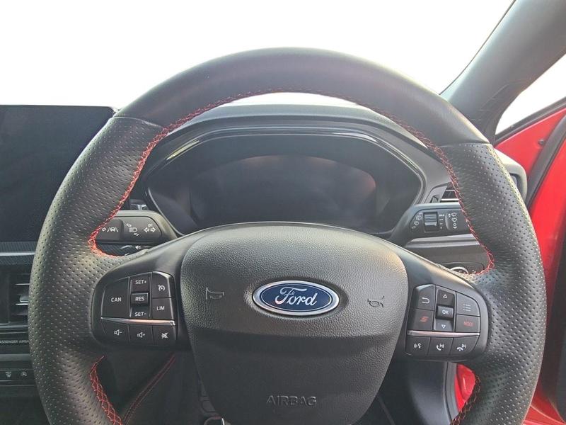 Used Ford Focus 2023 for sale - 77363535: Photo 14