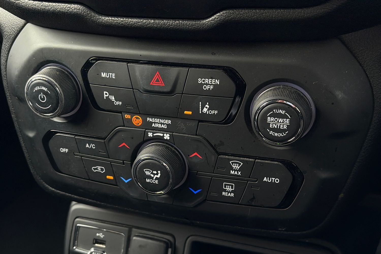 Used Jeep Renegade 2019 for sale - 76874266: Photo 15