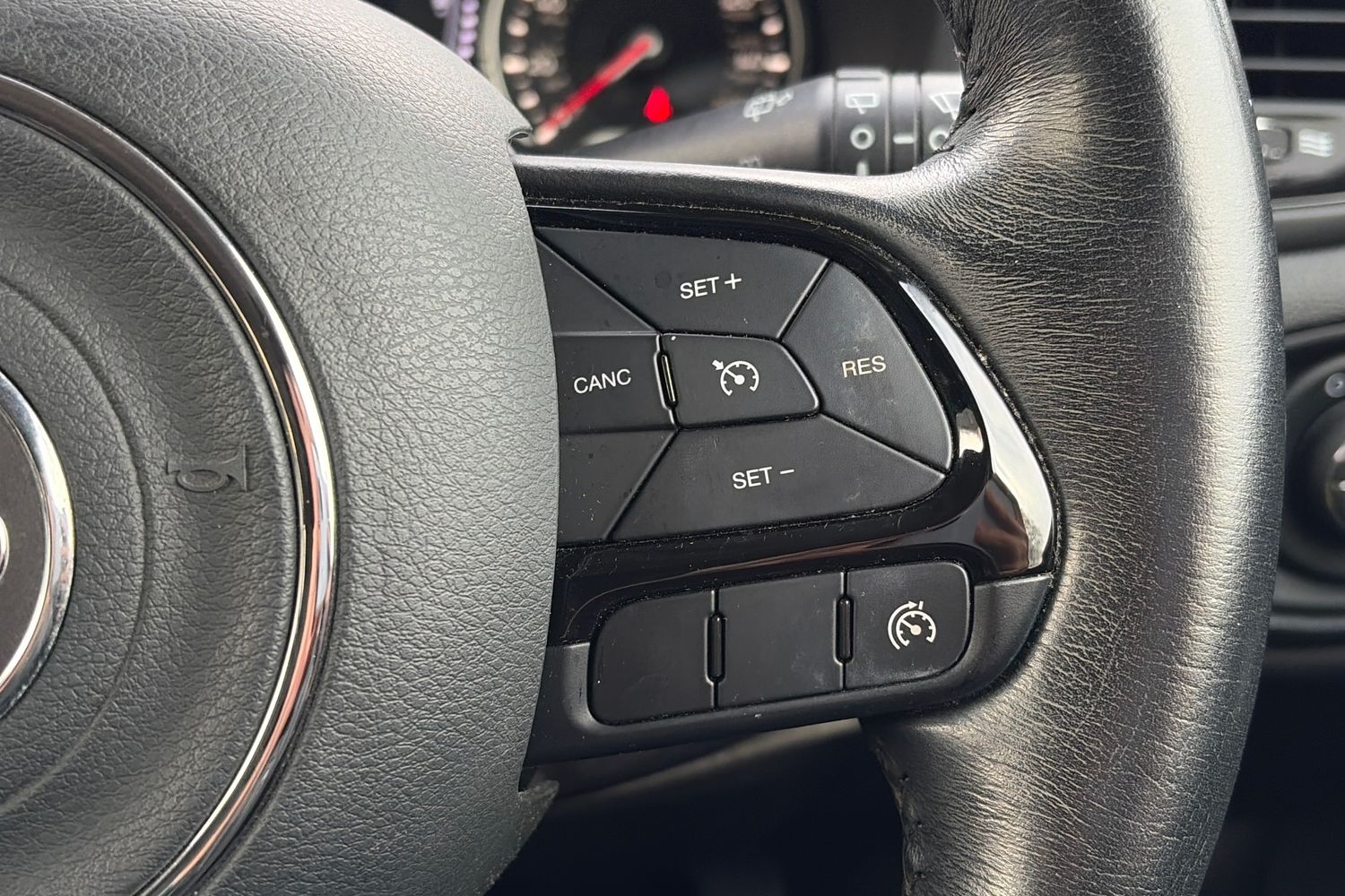 Used Jeep Renegade 2019 for sale - 76874266: Photo 22