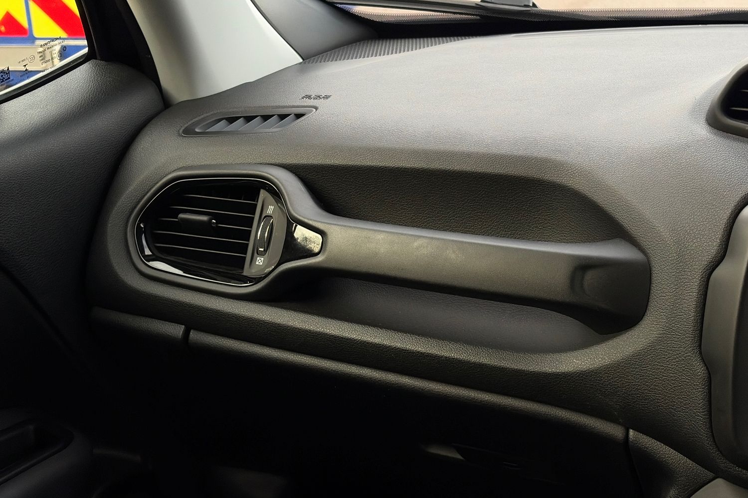 Used Jeep Renegade 2019 for sale - 76874266: Photo 35