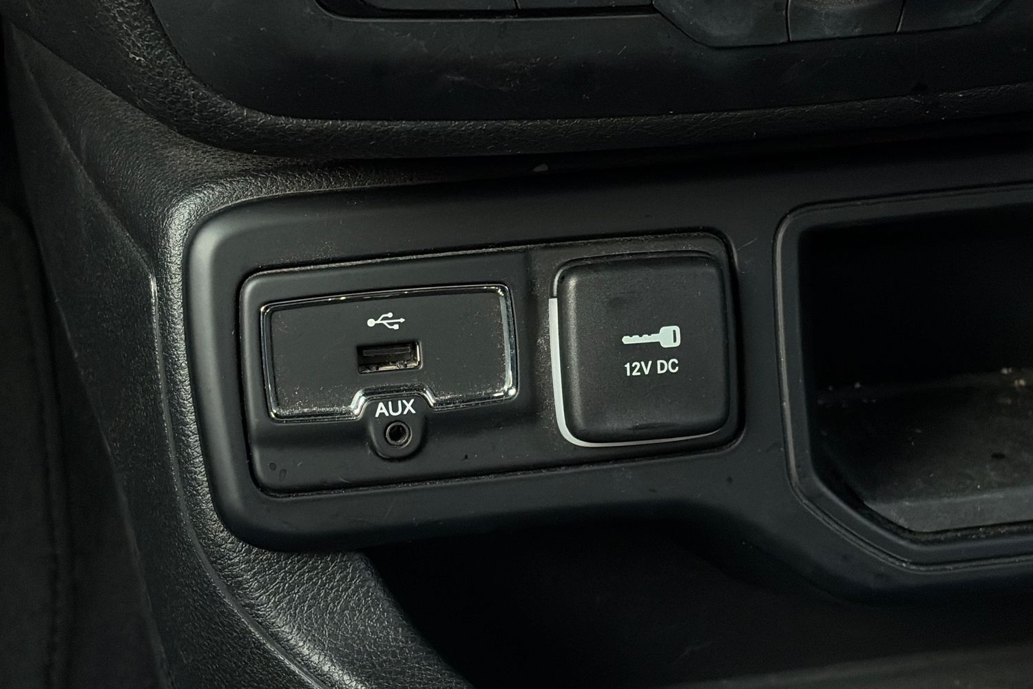 Used Jeep Renegade 2019 for sale - 76874266: Photo 36