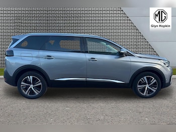 Used Peugeot 5008 2020 for sale - 76015095: Photo