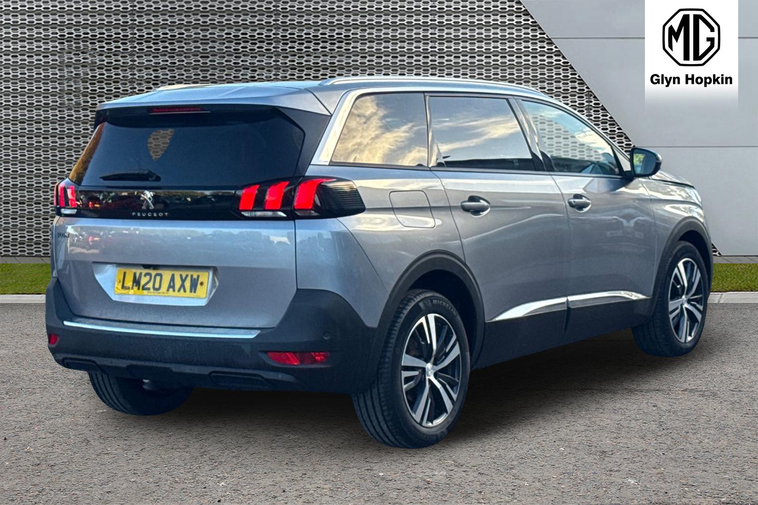 Used Peugeot 5008 2020 for sale - 76015095: Photo 3