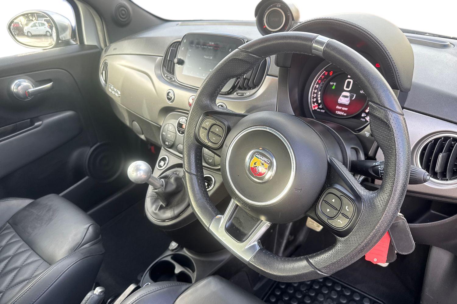 Used Abarth 595 2022 for sale - 77442611: Photo 10