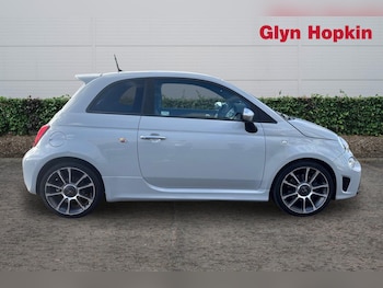 Used Abarth 595 2022 for sale - 77442611: Photo