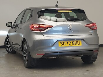 Used Renault Clio 2023 for sale - 78203183: Photo
