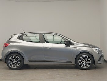 Used Renault Clio 2023 for sale - 78203183: Photo