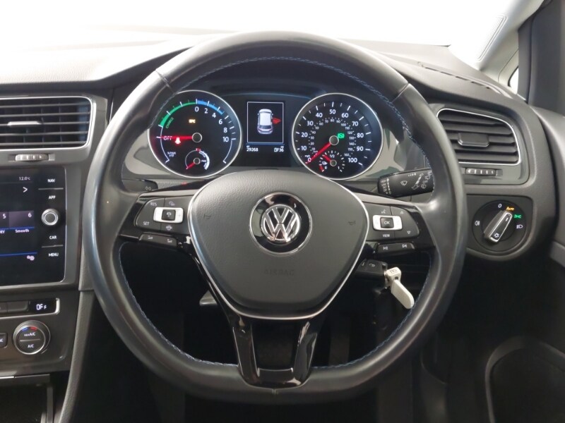 Used Volkswagen Golf 2020 for sale - 77816135: Photo 10