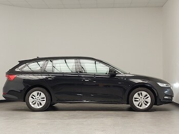 Used Skoda Octavia 2021 for sale - 77767542: Photo