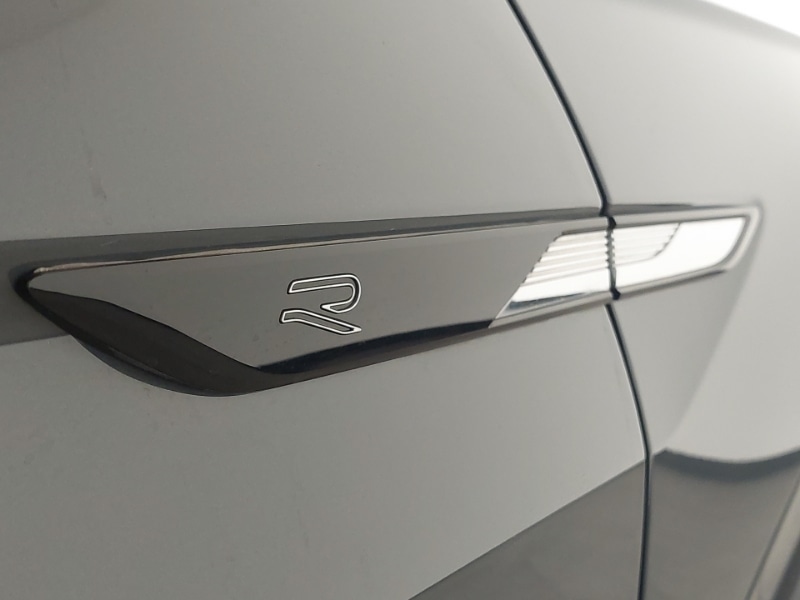 Used Volkswagen Tiguan 2023 for sale - 77035016: Photo 12