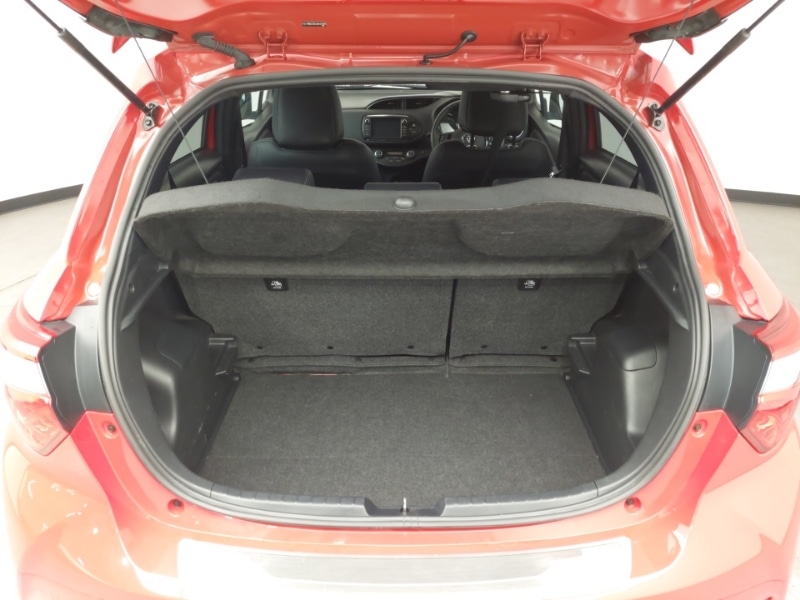 Used Toyota Yaris 2019 for sale - 77644912: Photo 8