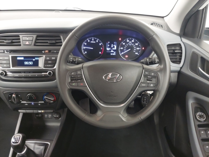 Used Hyundai i20 2015 for sale - 76518722: Photo 10