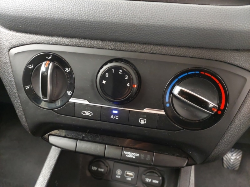 Used Hyundai i20 2015 for sale - 76518722: Photo 17