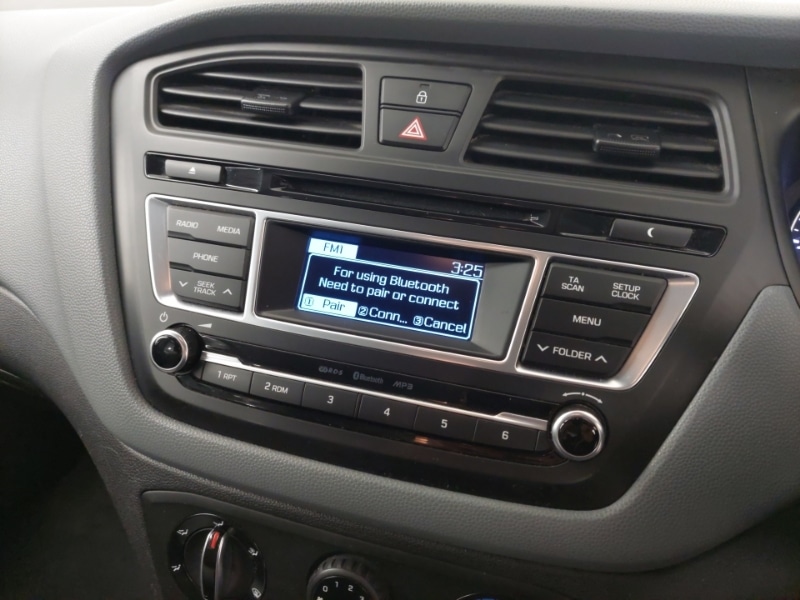 Used Hyundai i20 2015 for sale - 76518722: Photo 19