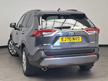Used Toyota RAV4 2021 for sale - 79411729: Photo