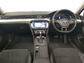 Used Volkswagen Passat 2018 for sale - 76464894: Photo