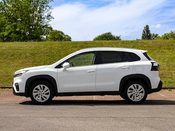 Used Suzuki SX4 S-Cross 2023 for sale - 75177189: Photo