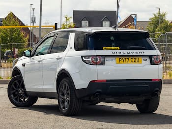 Used Land Rover Discovery Sport 2017 for sale - 79691453: Photo
