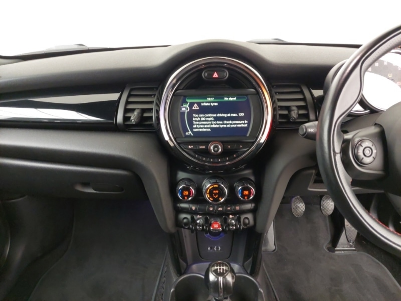 Used MINI Hatch 2018 for sale - 77615087: Photo 10