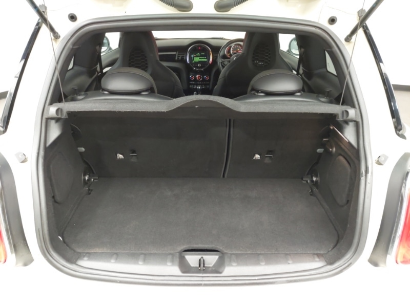 Used MINI Hatch 2018 for sale - 77615087: Photo 8