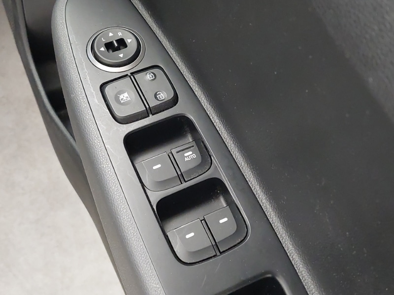 Used Hyundai i10 2019 for sale - 77933014: Photo 12