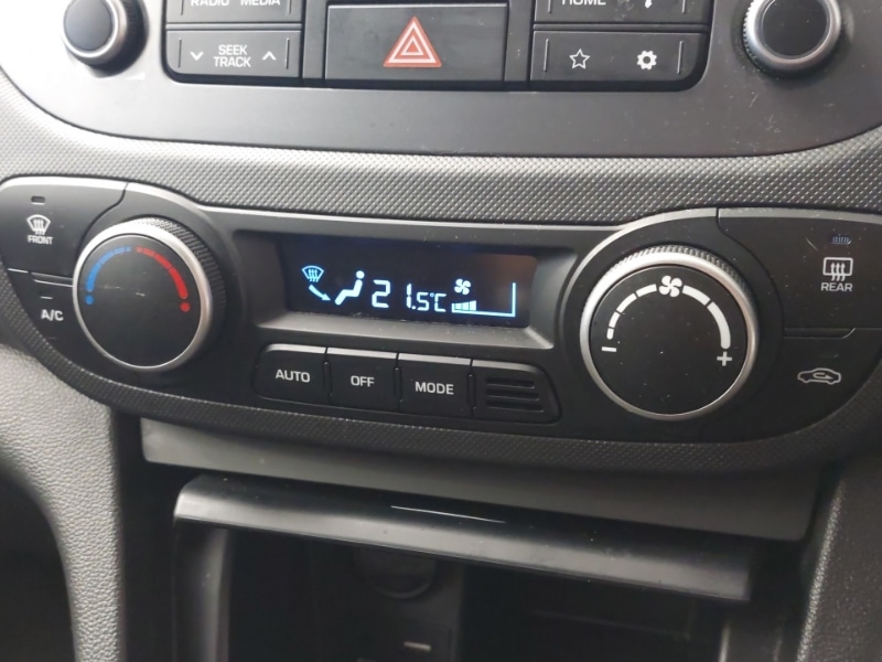 Used Hyundai i10 2019 for sale - 77933014: Photo 18