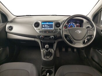 Used Hyundai i10 2019 for sale - 77933014: Photo
