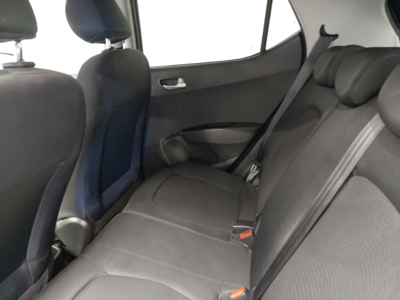Used Hyundai i10 2019 for sale - 77933014: Photo 6