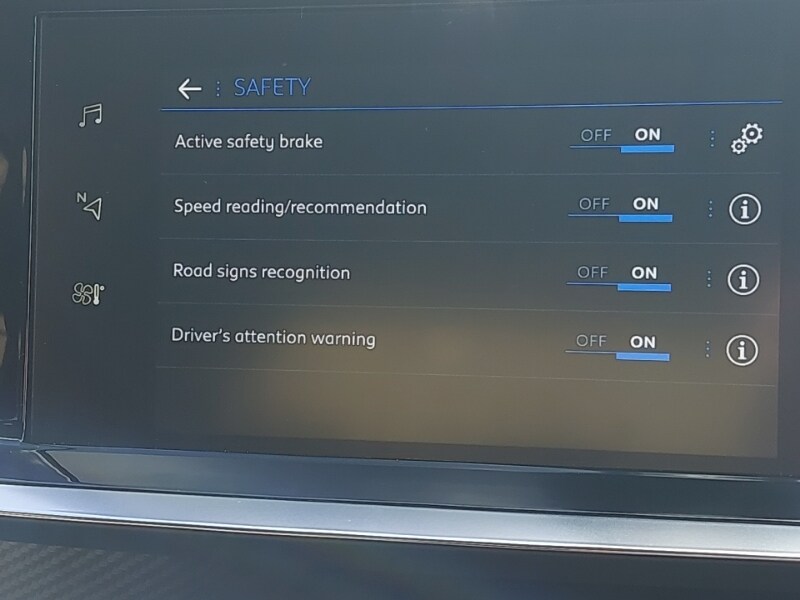 Used Peugeot 208 2021 for sale - 76567376: Photo 13