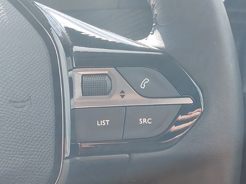 Used Peugeot 208 2021 for sale - 76567376: Photo 18