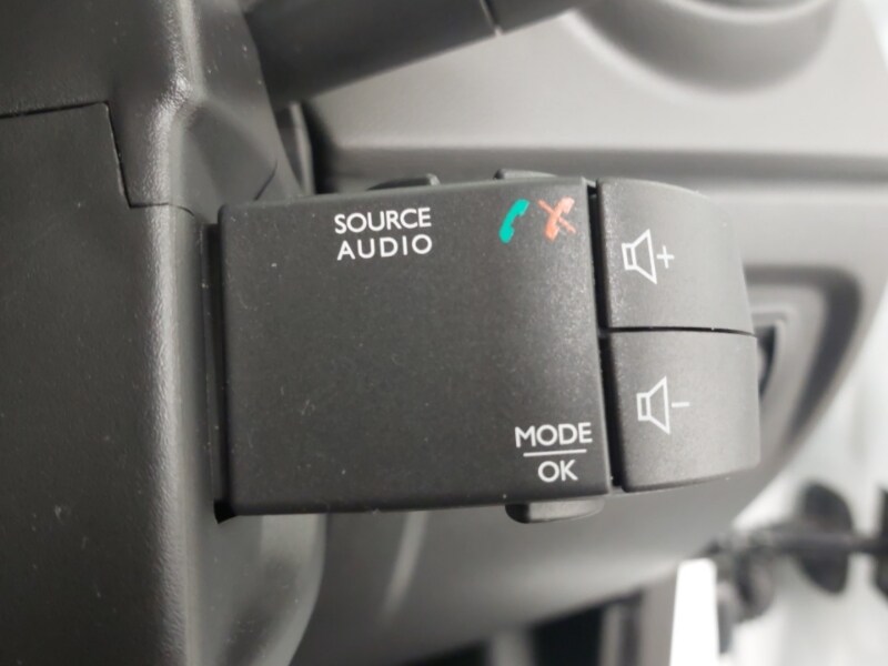 Used Renault Captur 2017 for sale - 77503526: Photo 15