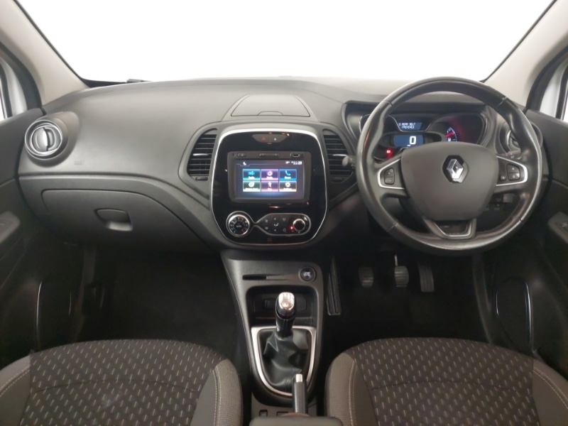 Used Renault Captur 2017 for sale - 77503526: Photo 2