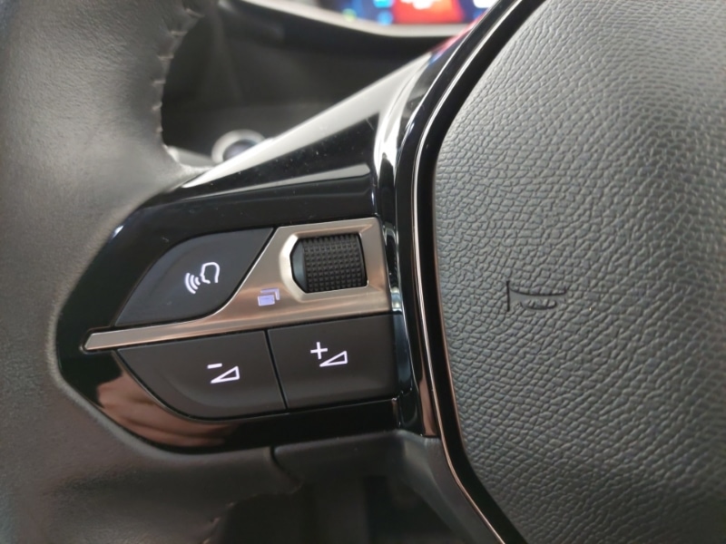 Used Peugeot 2008 2022 for sale - 77698539: Photo 14