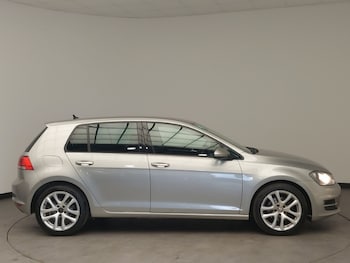 Used Volkswagen Golf 2015 for sale - 78567558: Photo