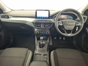 Used Ford Focus 2022 for sale - 79139300: Photo