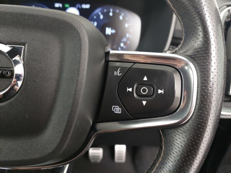 Used Volvo XC40 2021 for sale - 76589424: Photo 13