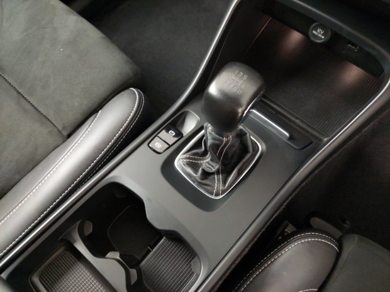 Used Volvo XC40 2021 for sale - 76589424: Photo 17