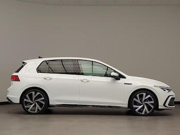Used Volkswagen Golf 2024 for sale - 76062942: Photo