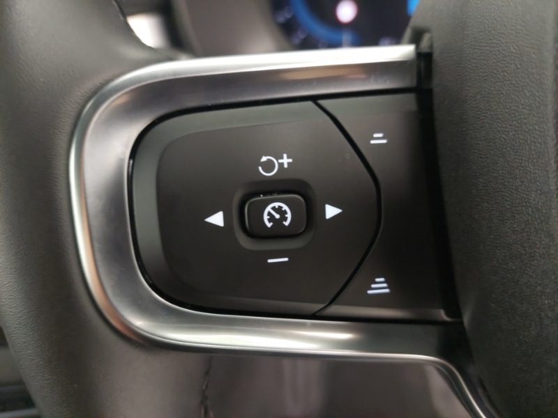 Used Volvo XC40 2024 for sale - 76713728: Photo 14