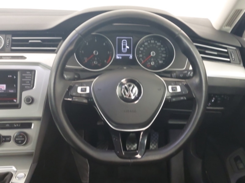 Used Volkswagen Passat 2015 for sale - 77999811: Photo 10