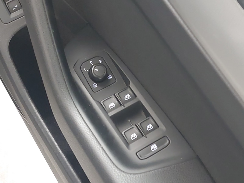 Used Volkswagen Passat 2015 for sale - 77999811: Photo 12