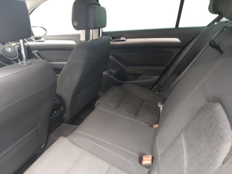 Used Volkswagen Passat 2015 for sale - 77999811: Photo 6