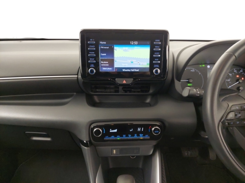 Used Toyota Yaris 2022 for sale - 77569196: Photo 11